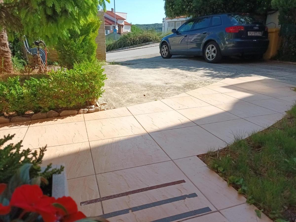 Apartment Evergreen بولا المظهر الخارجي الصورة